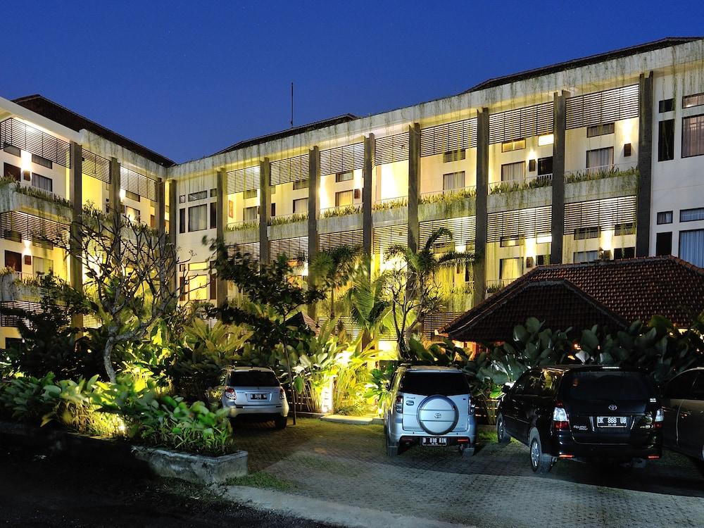 Ganga Hotel & Apartment Denpasar Eksteriør bilde