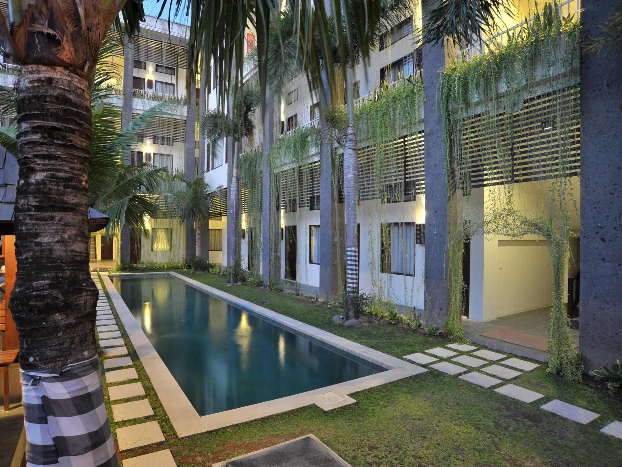 Ganga Hotel & Apartment Denpasar Eksteriør bilde