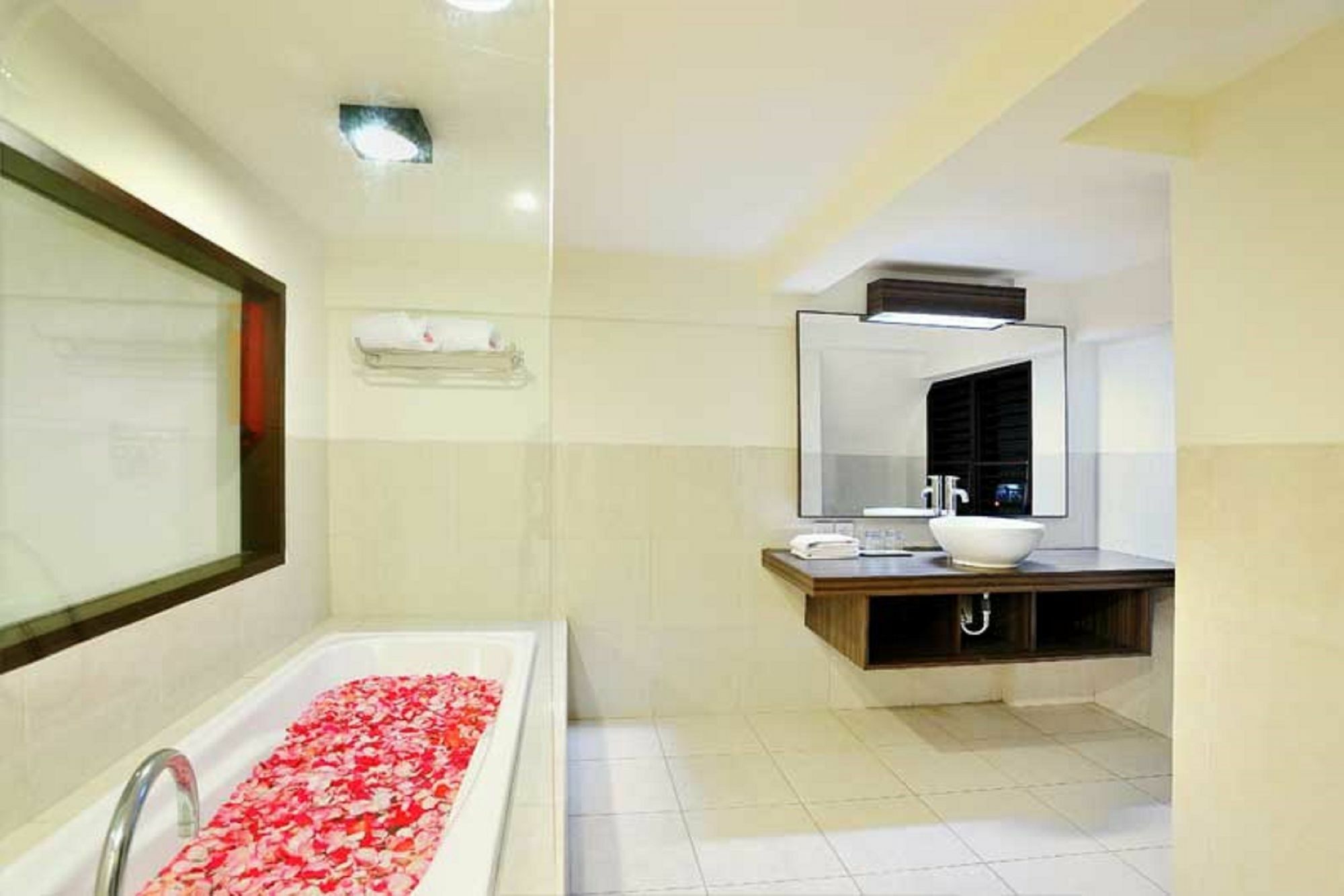 Ganga Hotel & Apartment Denpasar Eksteriør bilde